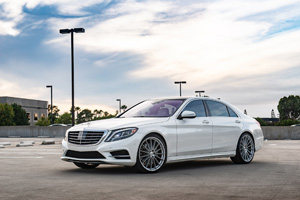 Mercedes-Benz S Class with Mandrus Stirling